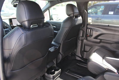 2026 Toyota Sienna Woodland Edition 7 Passenger