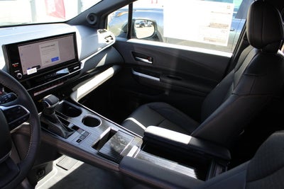 2026 Toyota Sienna Woodland Edition 7 Passenger