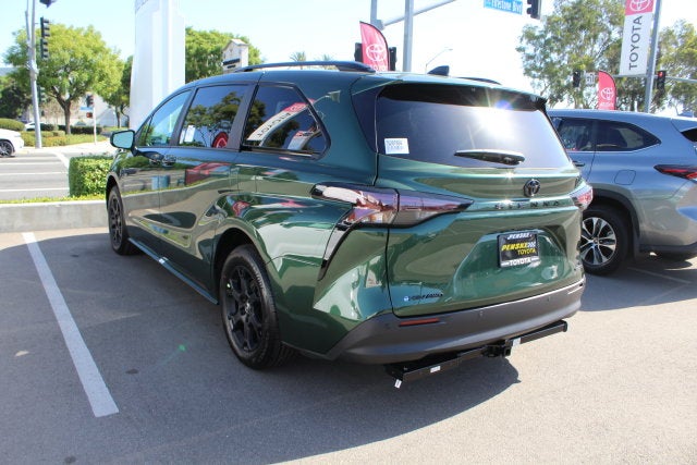 2026 Toyota Sienna Woodland Edition 7 Passenger