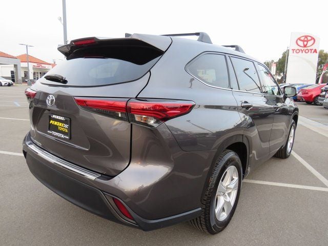 2022 Toyota Highlander L