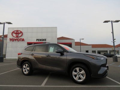 2022 Toyota Highlander L