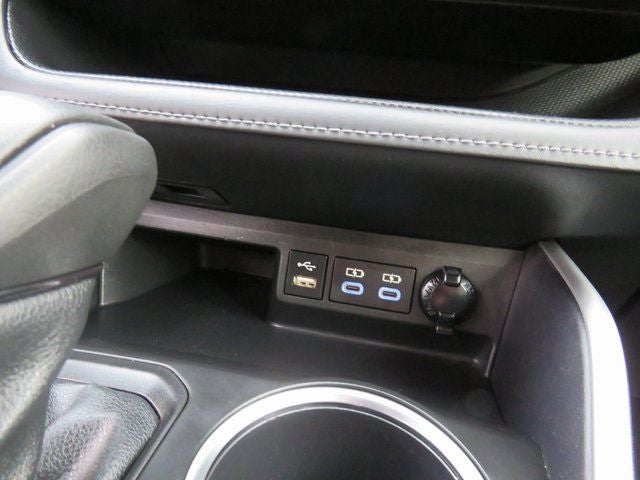 2022 Toyota Highlander L