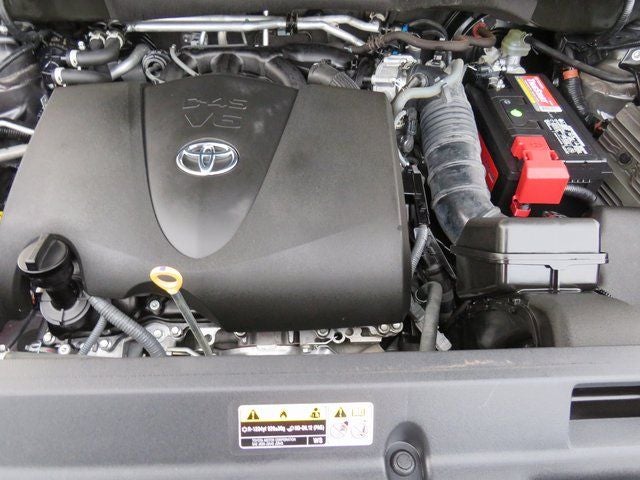 2022 Toyota Highlander L