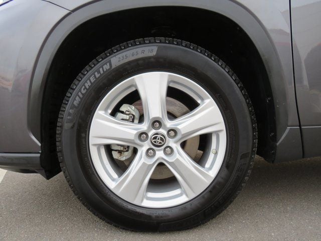 2022 Toyota Highlander L