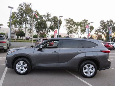 2022 Toyota Highlander L