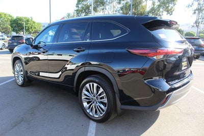 2026 Toyota Highlander Hybrid Hybrid Platinum