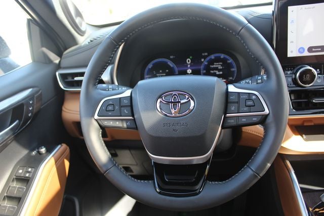2026 Toyota Highlander Hybrid Hybrid Platinum