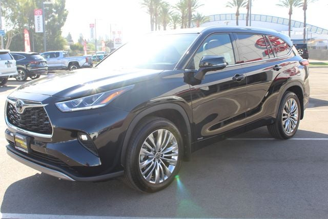 2026 Toyota Highlander Hybrid Hybrid Platinum