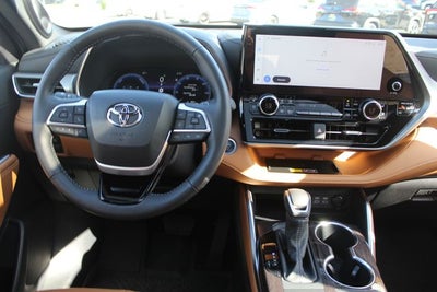 2026 Toyota Highlander Hybrid Hybrid Platinum