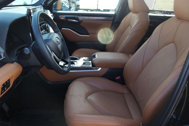 2026 Toyota Highlander Hybrid Hybrid Platinum