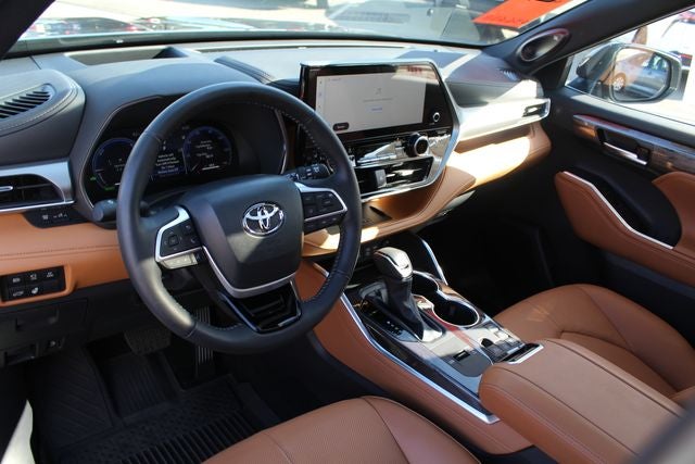 2026 Toyota Highlander Hybrid Hybrid Platinum