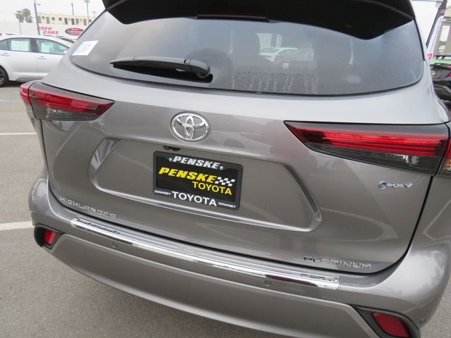 2026 Toyota Highlander Hybrid Hybrid Platinum