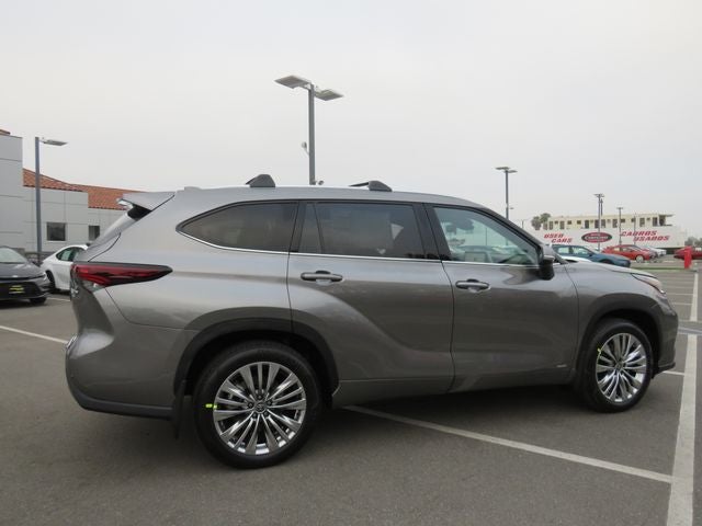2026 Toyota Highlander Hybrid Hybrid Platinum