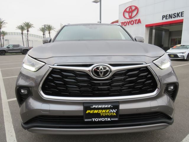 2026 Toyota Highlander Hybrid Hybrid Platinum