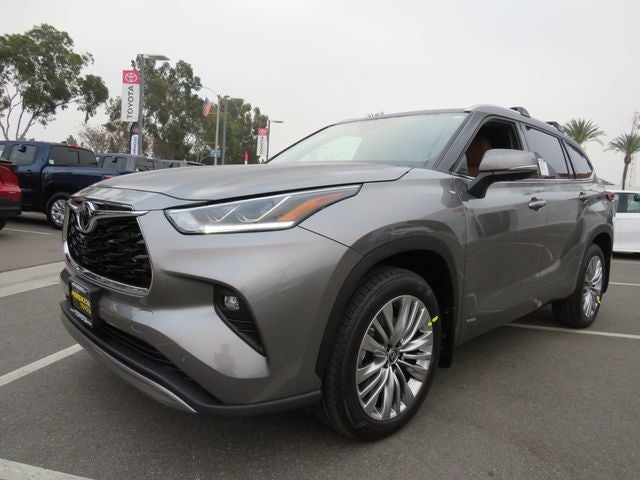 2026 Toyota Highlander Hybrid Hybrid Platinum