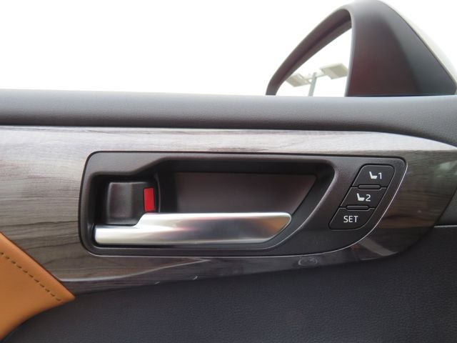 2026 Toyota Highlander Hybrid Hybrid Platinum