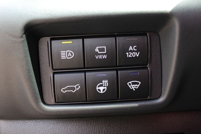 2022 Toyota Highlander Hybrid Platinum