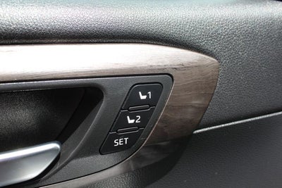 2022 Toyota Highlander Hybrid Platinum