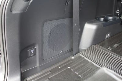 2022 Toyota Highlander Hybrid Platinum