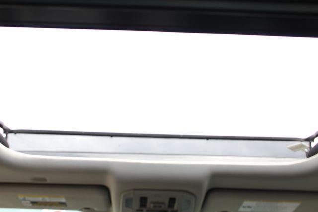 2022 Toyota Highlander Hybrid Platinum