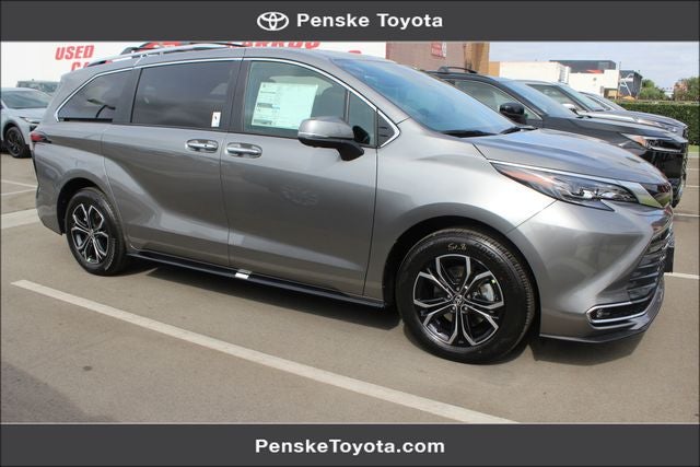 2026 Toyota Sienna Platinum 7 Passenger