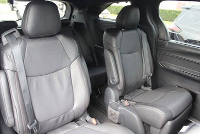 2026 Toyota Sienna Platinum 7 Passenger