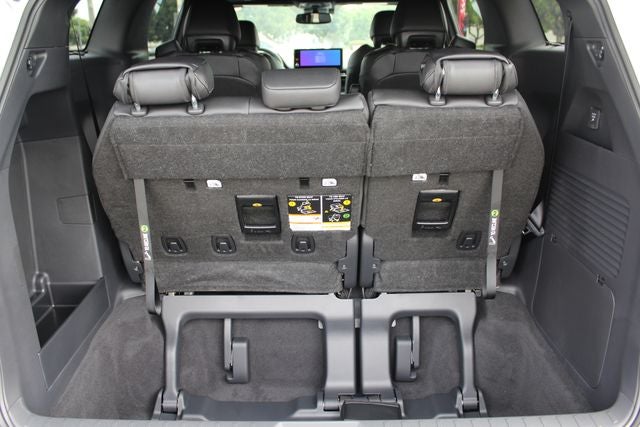 2026 Toyota Sienna Platinum 7 Passenger