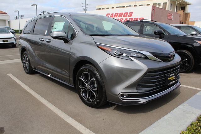 2026 Toyota Sienna Platinum 7 Passenger