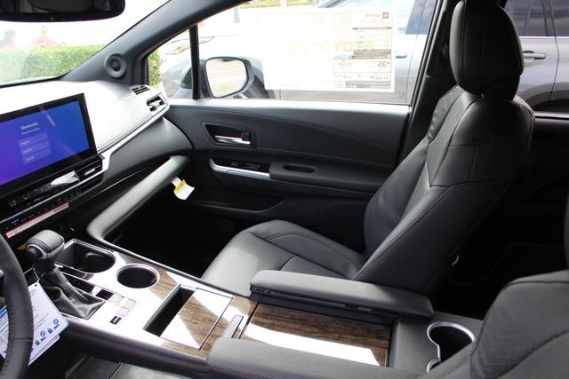 2026 Toyota Sienna Platinum 7 Passenger