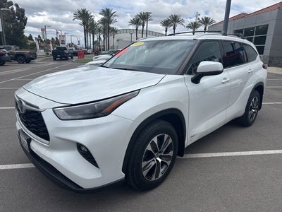 2022 Toyota HIGHLANDER HYBRD XLE