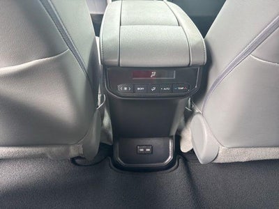 2022 Toyota HIGHLANDER HYBRD XLE