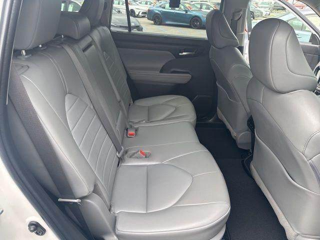 2022 Toyota HIGHLANDER HYBRD XLE