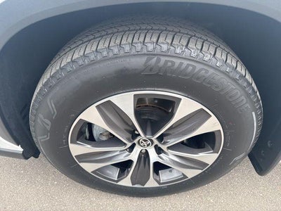 2022 Toyota HIGHLANDER HYBRD XLE