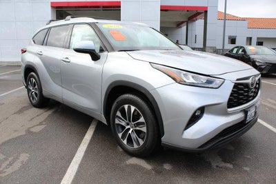 2020 Toyota Highlander XLE