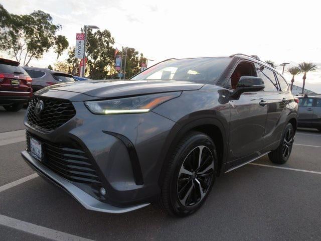 2021 Toyota HIGHLANDER XSE