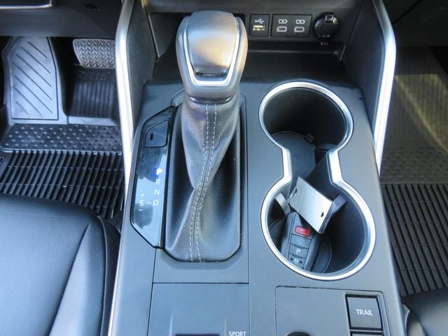 2023 Toyota HIGHLANDER HYBRD XLE