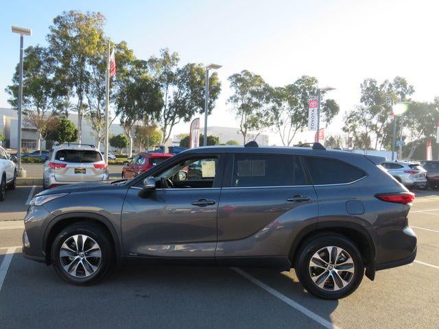 2023 Toyota HIGHLANDER HYBRD XLE