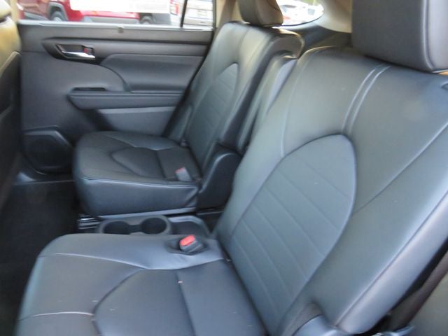 2026 Toyota Highlander Hybrid Hybrid XLE