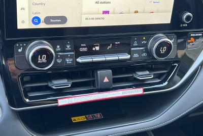 2026 Toyota Highlander XLE