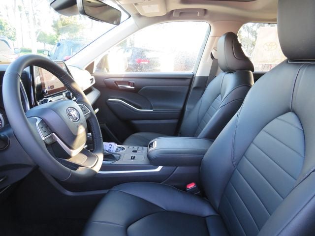 2026 Toyota Highlander Hybrid Hybrid XLE