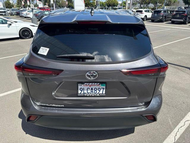 2024 Toyota HIGHLANDER XLE