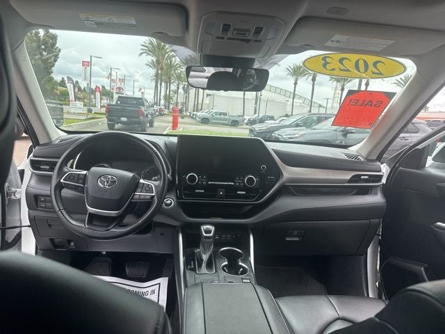 2023 Toyota HIGHLANDER XLE