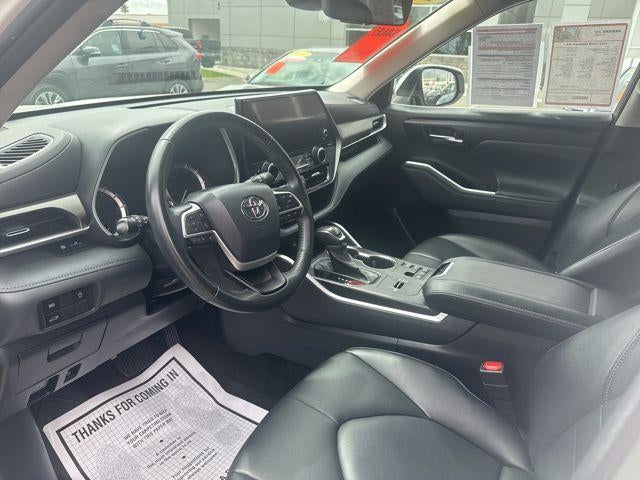 2023 Toyota HIGHLANDER XLE