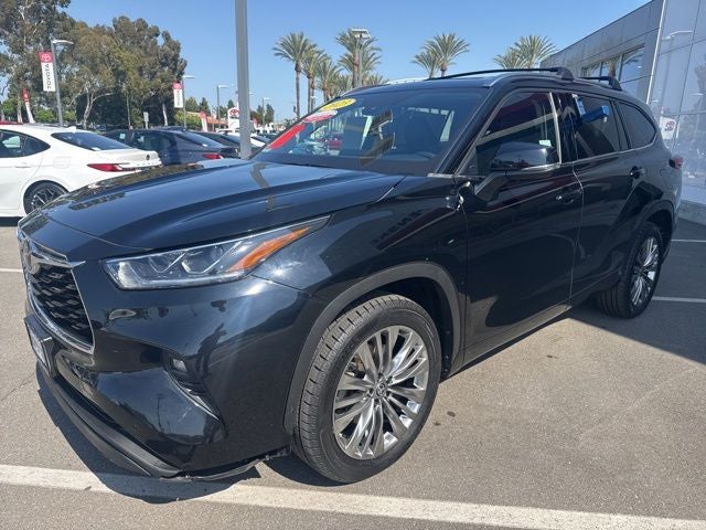 2023 Toyota HIGHLANDER Limited