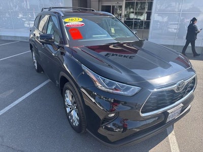 2023 Toyota HIGHLANDER Limited