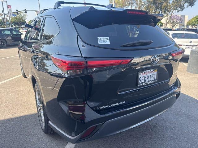 2023 Toyota HIGHLANDER Limited