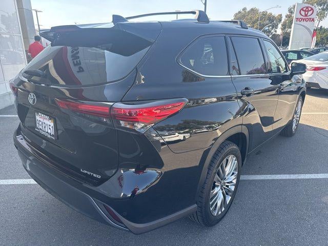 2023 Toyota HIGHLANDER Limited