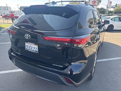 2023 Toyota HIGHLANDER Limited