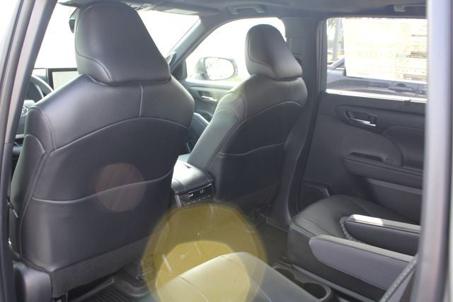 2026 Toyota Highlander XSE
