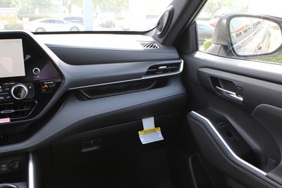 2026 Toyota Highlander XSE
